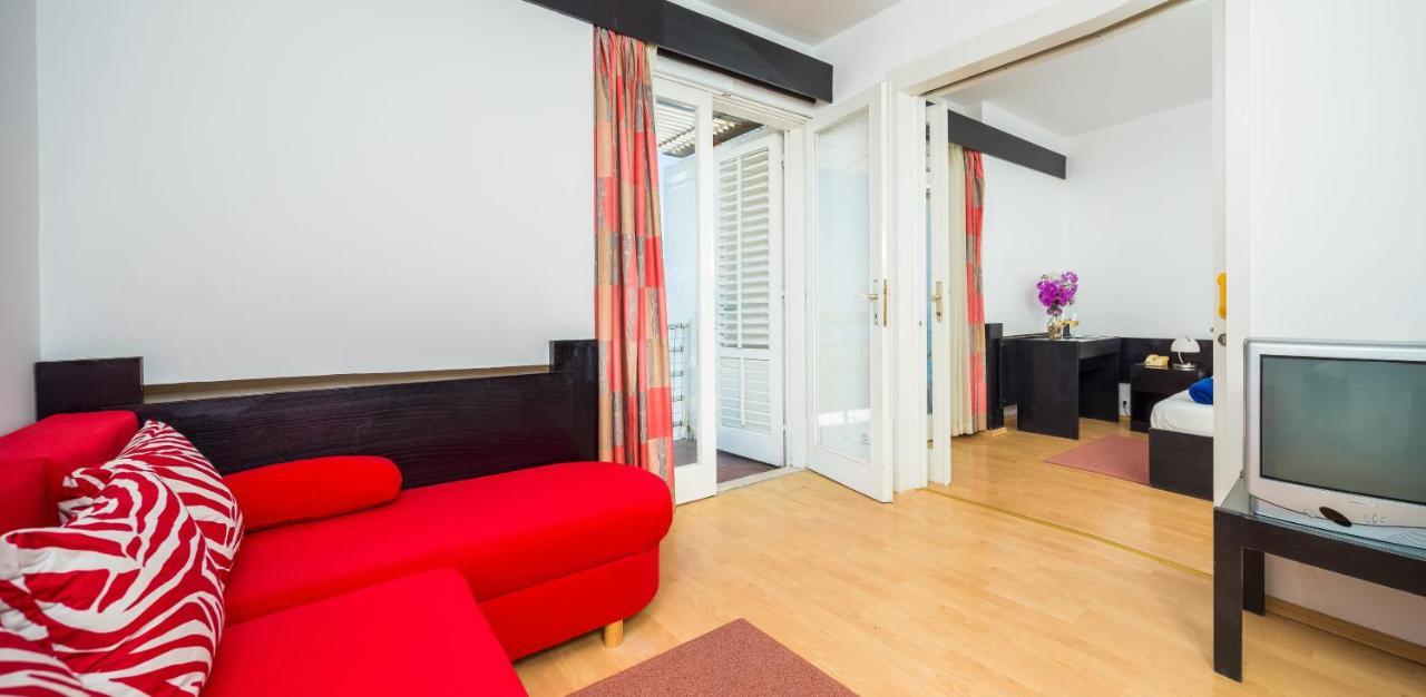 Hvar - 3* Jelsa (Hvar)